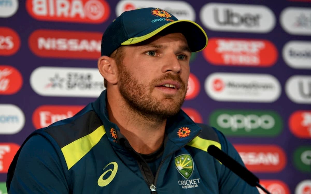 Aaron Finch backs Will Pucovski for early chance in Tests 